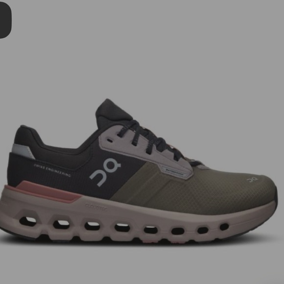 On Women's Cloudrunner 2 Waterproof - Picture 2 of 9